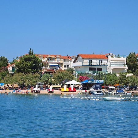 Apartmani Delfin Grebaštica Exterior foto