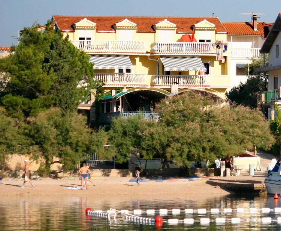 Apartmani Delfin Grebaštica Exterior foto